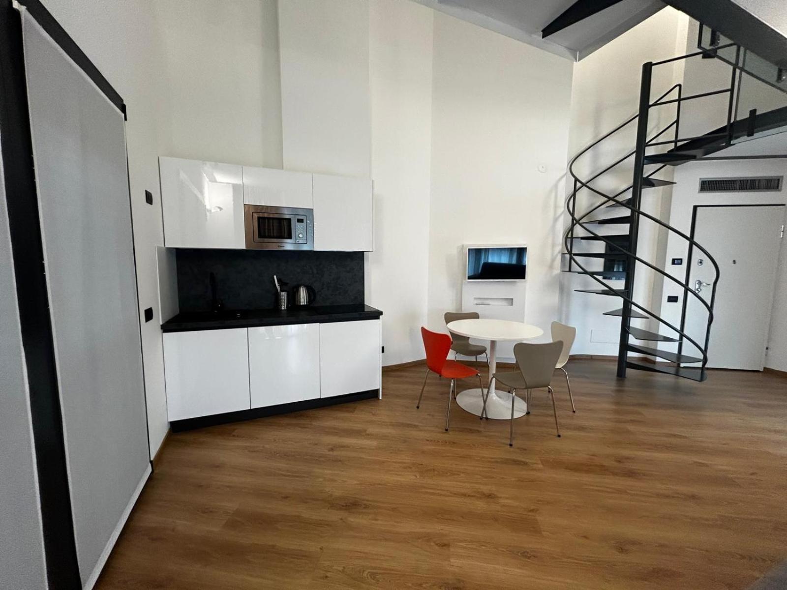 Bb Hotels Aparthotel Isola Milan Luaran gambar