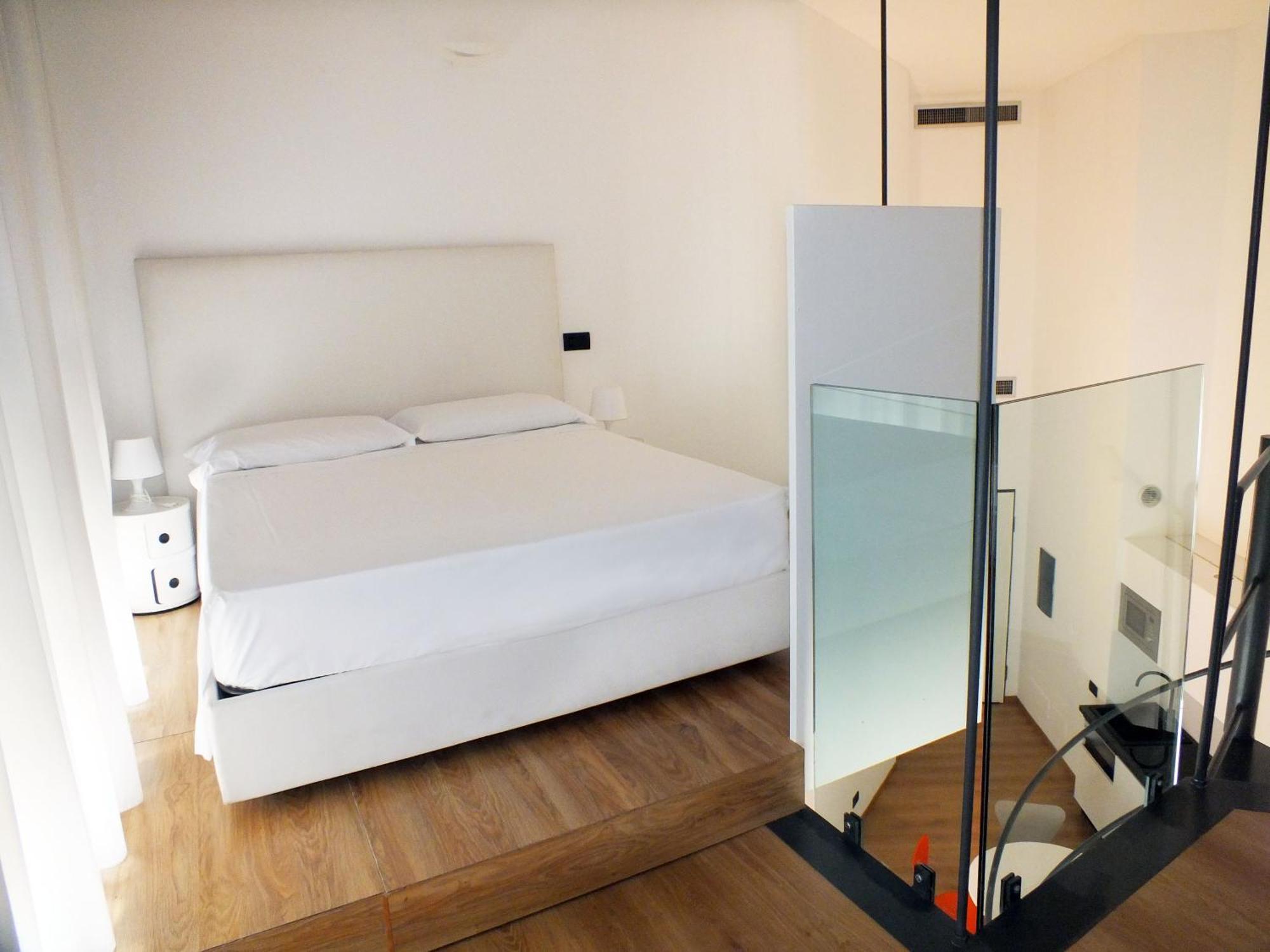 Bb Hotels Aparthotel Isola Milan Luaran gambar