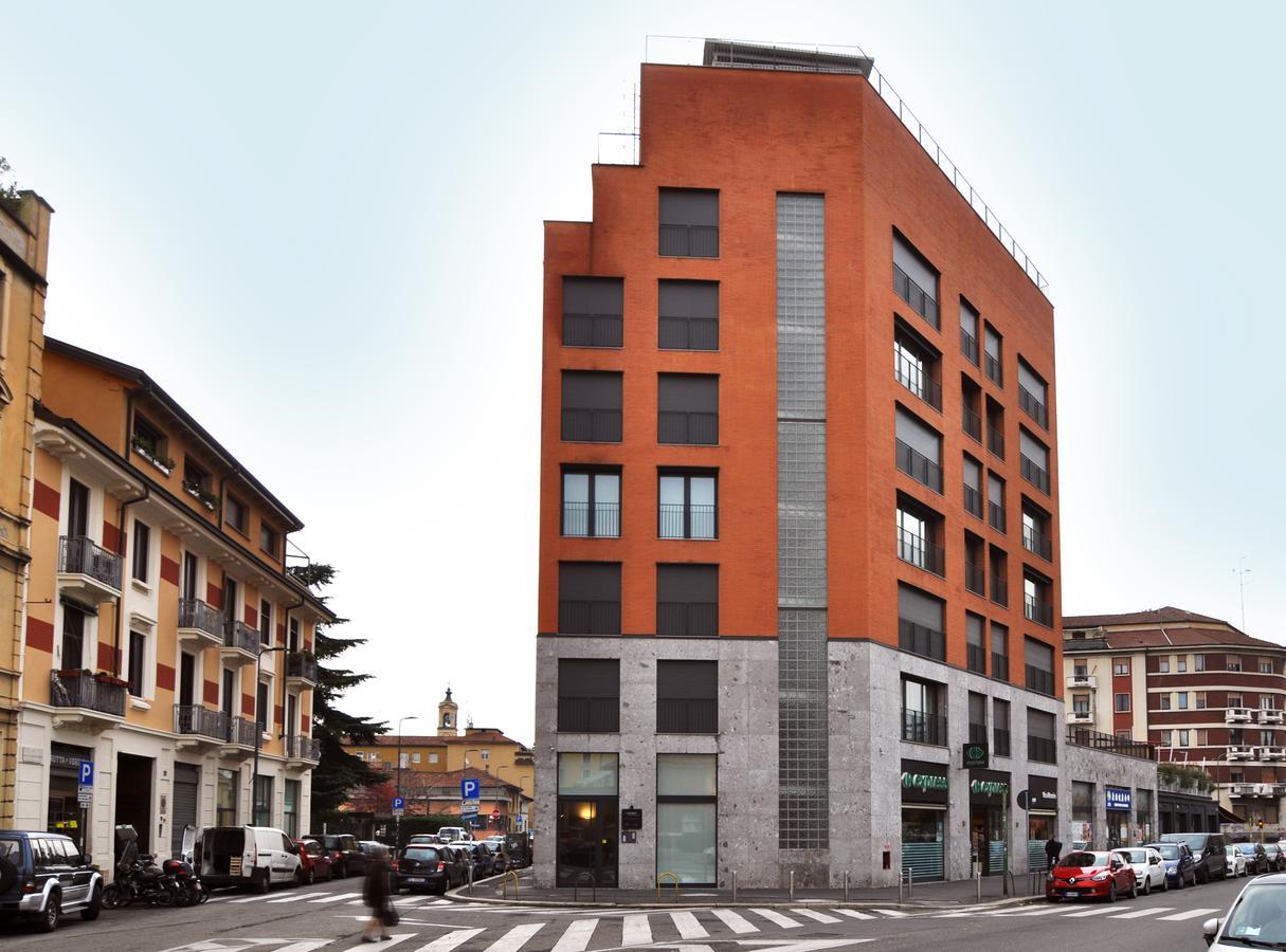 Bb Hotels Aparthotel Isola Milan Luaran gambar