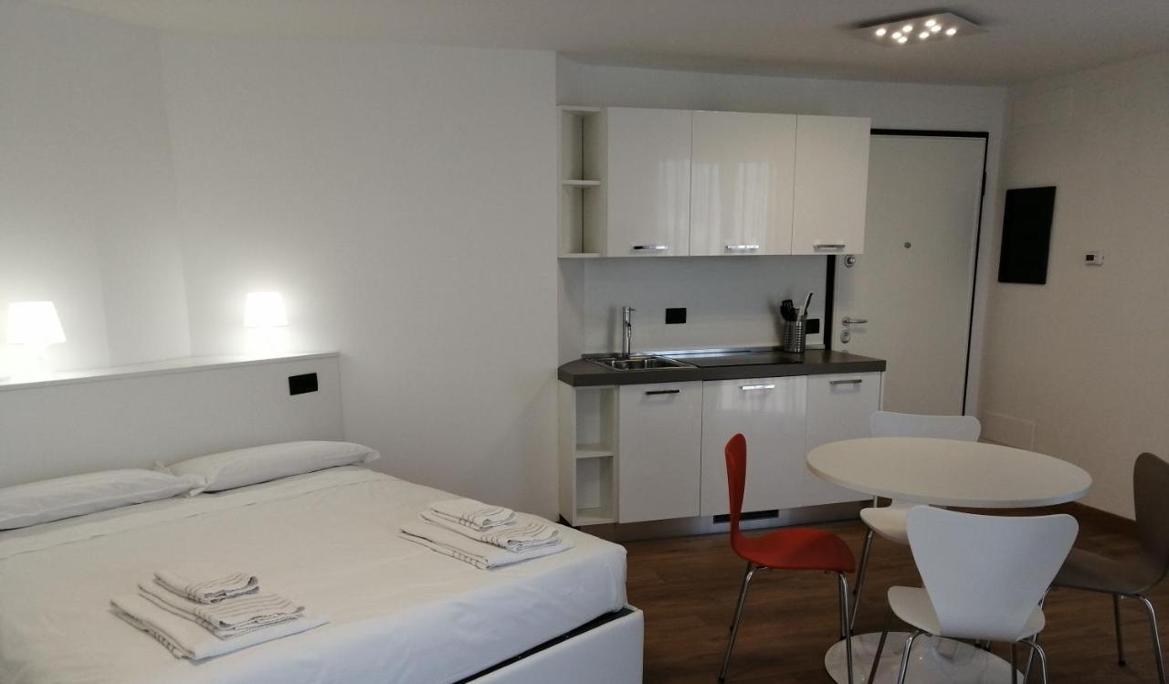 Bb Hotels Aparthotel Isola Milan Luaran gambar
